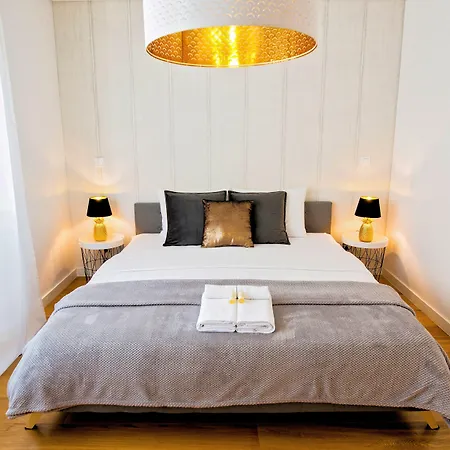 Industrial Lisbon Apartment (Adults Only)-2